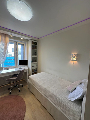 Продам трехкомнатную (3-комн.) квартиру, Докучаев пер, 2, Москва г