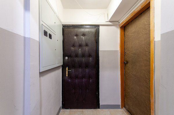 Продам трехкомнатную (3-комн.) квартиру, Звенигородское ш, 3А, Москва г