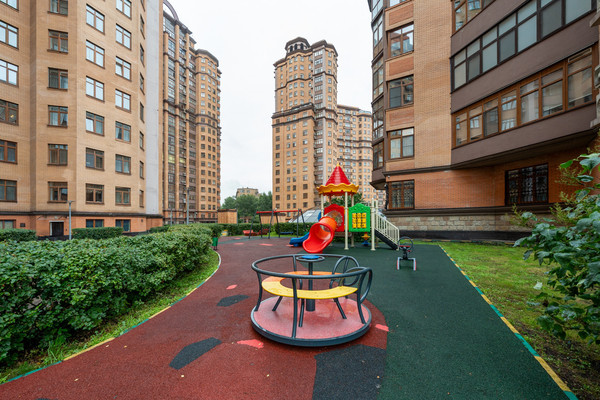 Продам трехкомнатную (3-комн.) квартиру, Академика Туполева наб, 15, Москва г