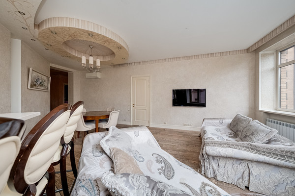Продам трехкомнатную (3-комн.) квартиру, Академика Туполева наб, 15, Москва г
