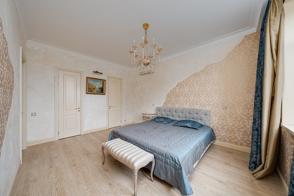 Продам трехкомнатную (3-комн.) квартиру, Академика Туполева наб, 15, Москва г