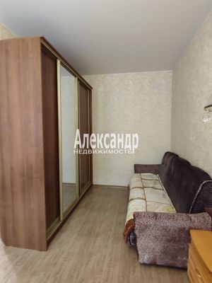 Продам однокомнатную (1-комн.) квартиру, Малая Бухарестская ул, 5к2, Санкт-Петербург г