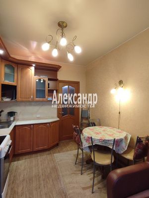 Продам однокомнатную (1-комн.) квартиру, Малая Бухарестская ул, 5к2, Санкт-Петербург г