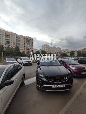Продам однокомнатную (1-комн.) квартиру, Малая Бухарестская ул, 5к2, Санкт-Петербург г
