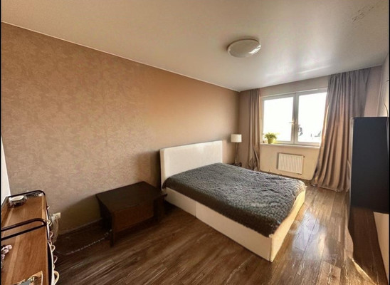 Продам однокомнатную (1-комн.) квартиру, Кальная ул, 5, Рязань г