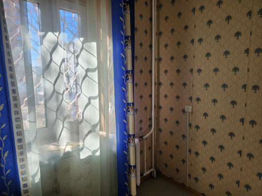 Продам двухкомнатную (2-комн.) квартиру, Комсомольская ул, 7к1, Монино рп