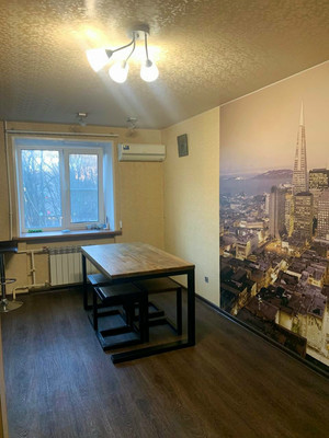 Продам трехкомнатную (3-комн.) квартиру, Октябрьская ул, 59к1, Рязань г