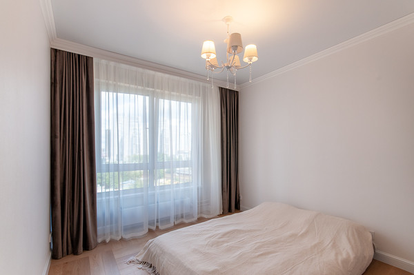 Продам двухкомнатную (2-комн.) квартиру, Очаковское ш, 5к6, Москва г