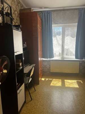 Продам трехкомнатную (3-комн.) квартиру, Киевская ул, 179б, Симферополь г