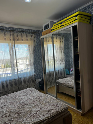 Продам трехкомнатную (3-комн.) квартиру, Киевская ул, 179б, Симферополь г