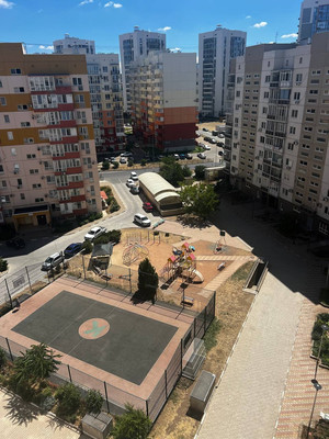 Продам трехкомнатную (3-комн.) квартиру, Киевская ул, 179б, Симферополь г