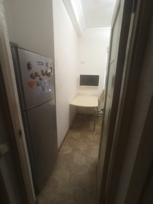 Продам двухкомнатную (2-комн.) квартиру, Поповкина ул, 16, Симферополь г