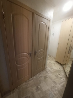 Продам двухкомнатную (2-комн.) квартиру, Поповкина ул, 16, Симферополь г