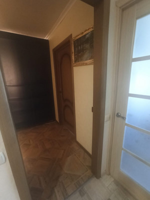 Продам двухкомнатную (2-комн.) квартиру, Поповкина ул, 16, Симферополь г