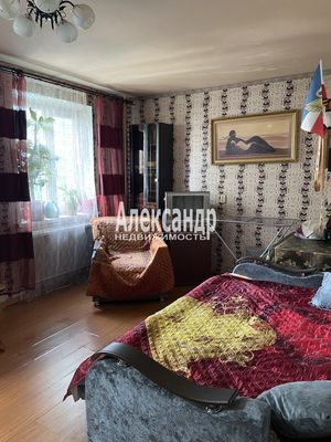 Продам многокомнатную квартиру, Уточкина ул, 2к1, Санкт-Петербург г