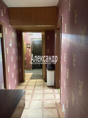 Продам многокомнатную квартиру, Уточкина ул, 2к1, Санкт-Петербург г