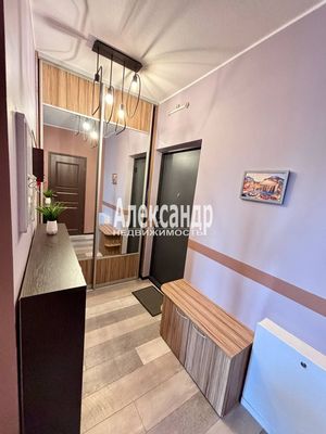 Продам однокомнатную (1-комн.) квартиру, Мебельная ул, 49/92, Санкт-Петербург г