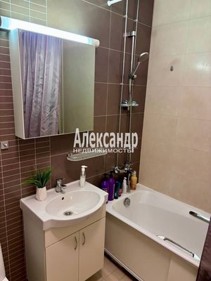 Продам однокомнатную (1-комн.) квартиру, Мебельная ул, 49/92, Санкт-Петербург г