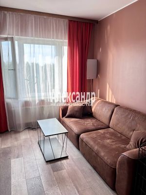 Продам однокомнатную (1-комн.) квартиру, Мебельная ул, 49/92, Санкт-Петербург г