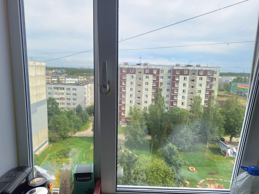 Продам трехкомнатную (3-комн.) квартиру, Новоселов ул, 8, Гатчина г