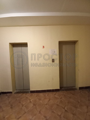 Продам двухкомнатную (2-комн.) квартиру, Верхние Поля ул, 14к1, Москва г