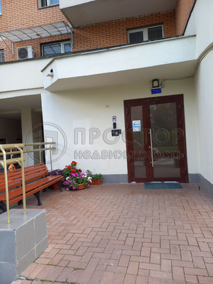 Продам двухкомнатную (2-комн.) квартиру, Верхние Поля ул, 14к1, Москва г