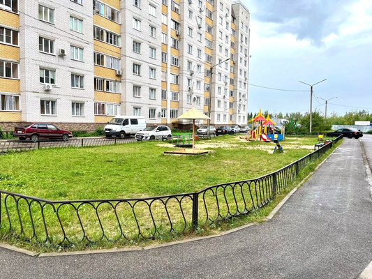 Продам двухкомнатную (2-комн.) квартиру, Федора Тютчева ул, 95Е, Воронеж г