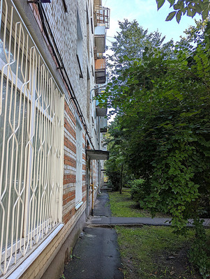 Продам двухкомнатную (2-комн.) квартиру, 50 лет Октября (Климовск мкр.) пр-кт, 13, Подольск г