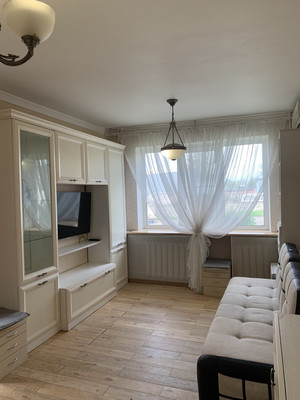 Продам двухкомнатную (2-комн.) квартиру, Школьная ул, 5кА, Молоково с