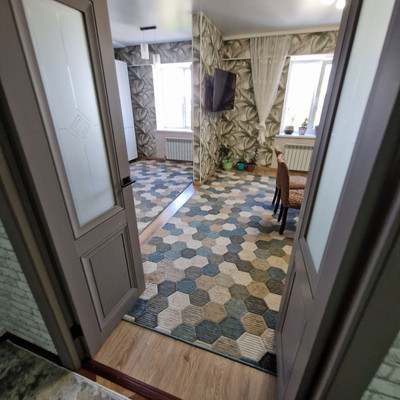 Продам трехкомнатную (3-комн.) квартиру, Строительный пер, 8к1, Иркутск г