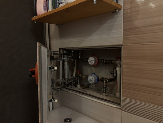 Продам трехкомнатную (3-комн.) квартиру, 8 Марта ул, 97, Екатеринбург г