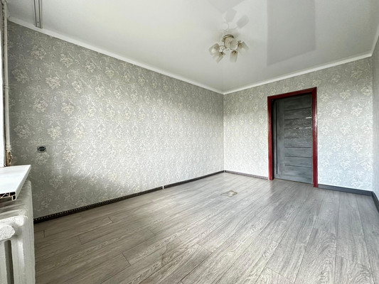 Продам трехкомнатную (3-комн.) квартиру, Ленина пр-кт, 45, Нальчик г