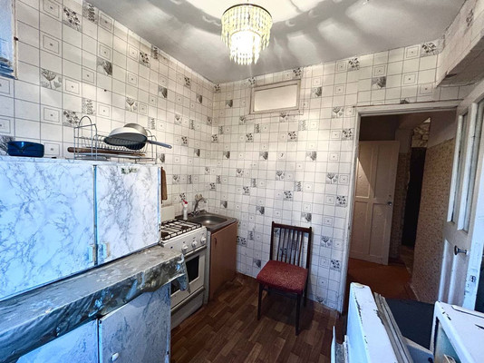Продам двухкомнатную (2-комн.) квартиру, им. Космонавта Гагарина ул, 139, Краснодар г