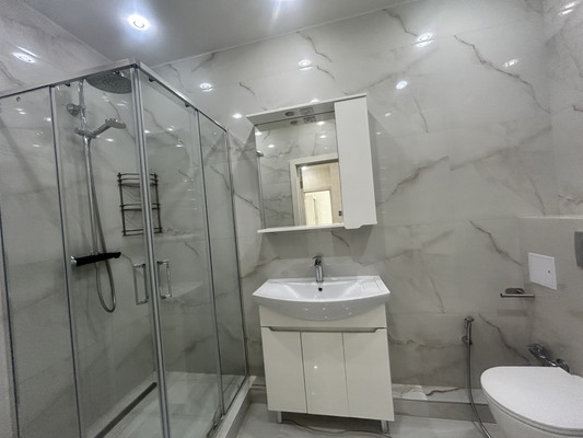 Продам двухкомнатную (2-комн.) квартиру, Крымской весны ул, 4к2, Мирное с