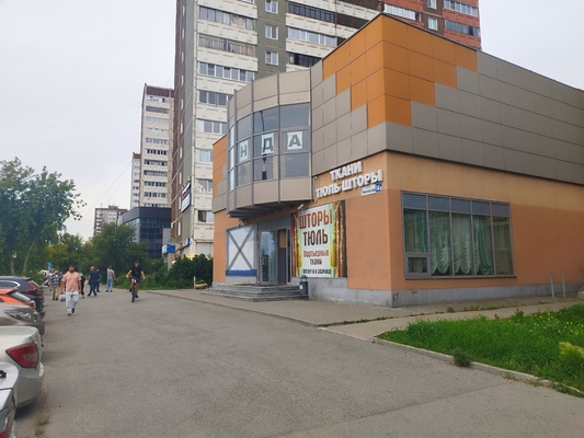 Сдам торговое помещение 240 м2, Техническая ул, 14А, Екатеринбург г