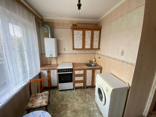 Продам трехкомнатную (3-комн.) квартиру, Советской Армии ул, 6, Армавир г