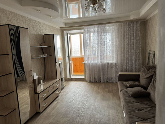 Продам трехкомнатную (3-комн.) квартиру, Чистопольская ул, 5, Казань г