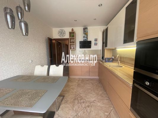 Продам двухкомнатную (2-комн.) квартиру, Новоладожская ул, 95/2, Всеволожск г