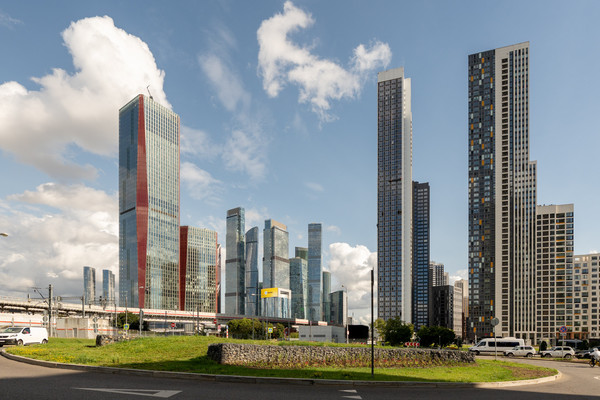Продам трехкомнатную (3-комн.) квартиру, Шмитовский проезд, 39к6, Москва г