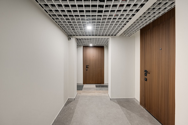 Продам трехкомнатную (3-комн.) квартиру, Шмитовский проезд, 39к6, Москва г