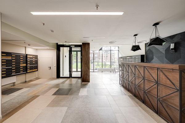Продам трехкомнатную (3-комн.) квартиру, Шмитовский проезд, 39к6, Москва г
