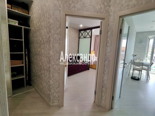 Продам однокомнатную (1-комн.) квартиру, Маршала Блюхера пр-кт, 7к1, Санкт-Петербург г