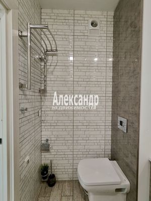 Продам однокомнатную (1-комн.) квартиру, Маршала Блюхера пр-кт, 7к1, Санкт-Петербург г