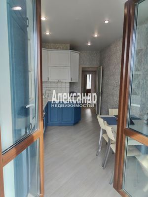 Продам однокомнатную (1-комн.) квартиру, Маршала Блюхера пр-кт, 7к1, Санкт-Петербург г