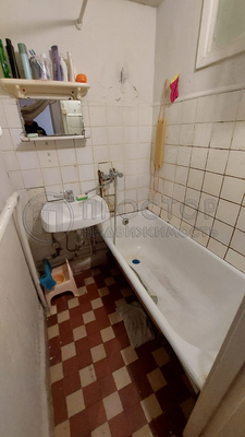 Продам двухкомнатную (2-комн.) квартиру, Братская ул, 15к3, Москва г