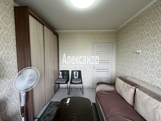 Продам однокомнатную (1-комн.) квартиру, Шоссе в Лаврики ул, 67, Мурино п