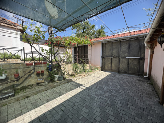 Продам дом, Харьковская ул, 61, Симферополь г, 0 км от города