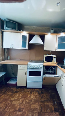 Продам двухкомнатную (2-комн.) квартиру, Ириновский пр-кт, 17к3, Санкт-Петербург г