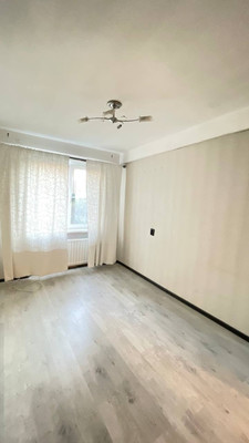 Продам двухкомнатную (2-комн.) квартиру, Ириновский пр-кт, 17к3, Санкт-Петербург г