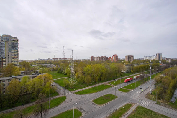 Продам однокомнатную (1-комн.) квартиру, Большевиков пр-кт, 68к1, Санкт-Петербург г